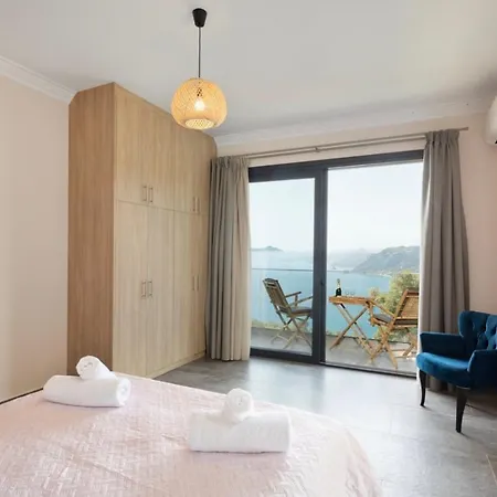 Irida Sunset Pentátion