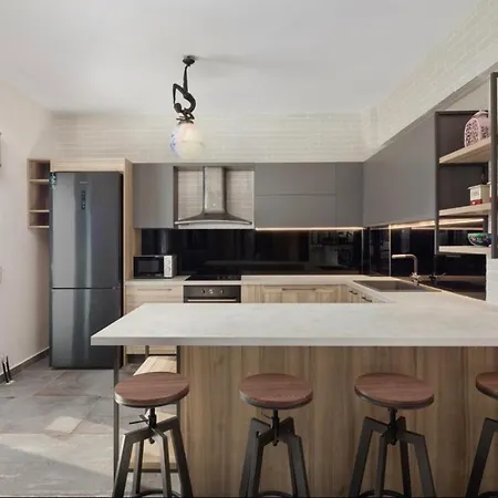Irida Sunset Villa *
