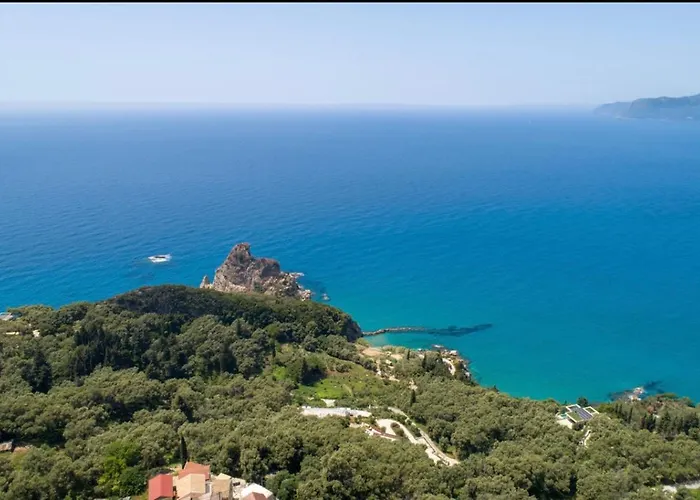 Irida Sunset ヴィラ Pentátion