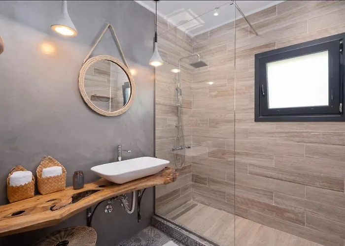 Irida Sunset ヴィラ Pentátion